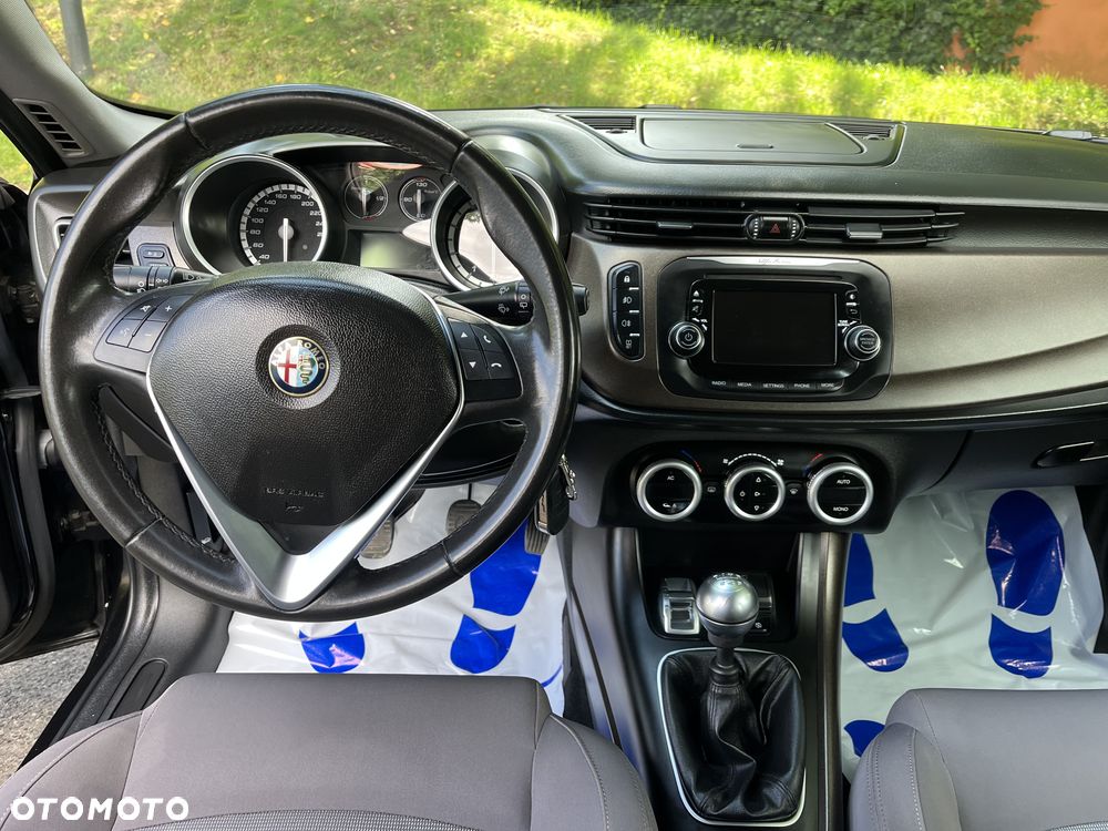 Alfa Romeo Giulietta 1.4 TB 16V Business - 13