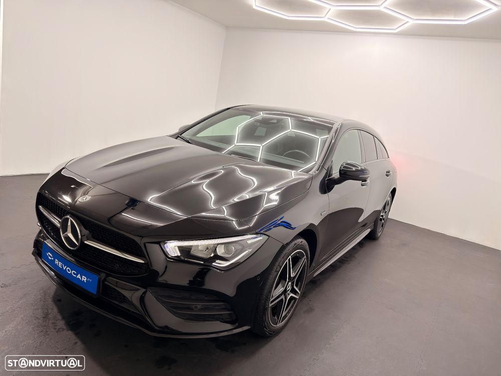 Mercedes-Benz CLA 250 e Shooting Brake AMG Line - 4