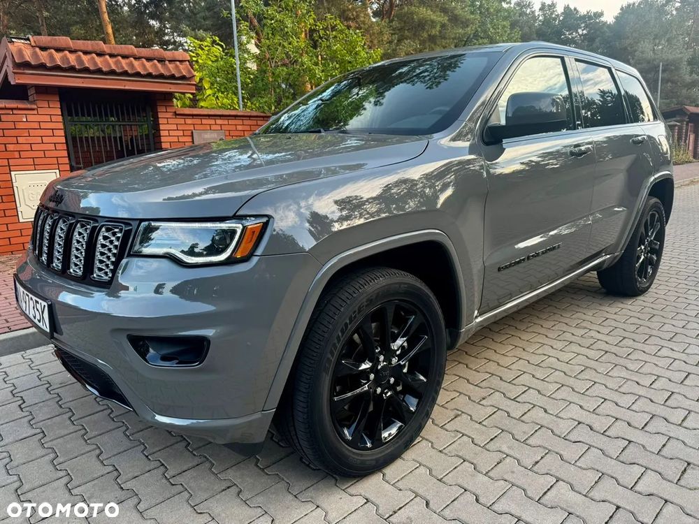 Jeep Grand Cherokee - 4