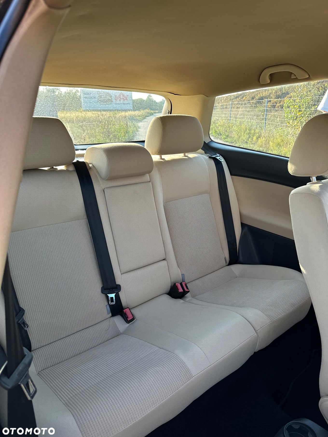 Volkswagen Polo 1.4 16V Comfortline - 10
