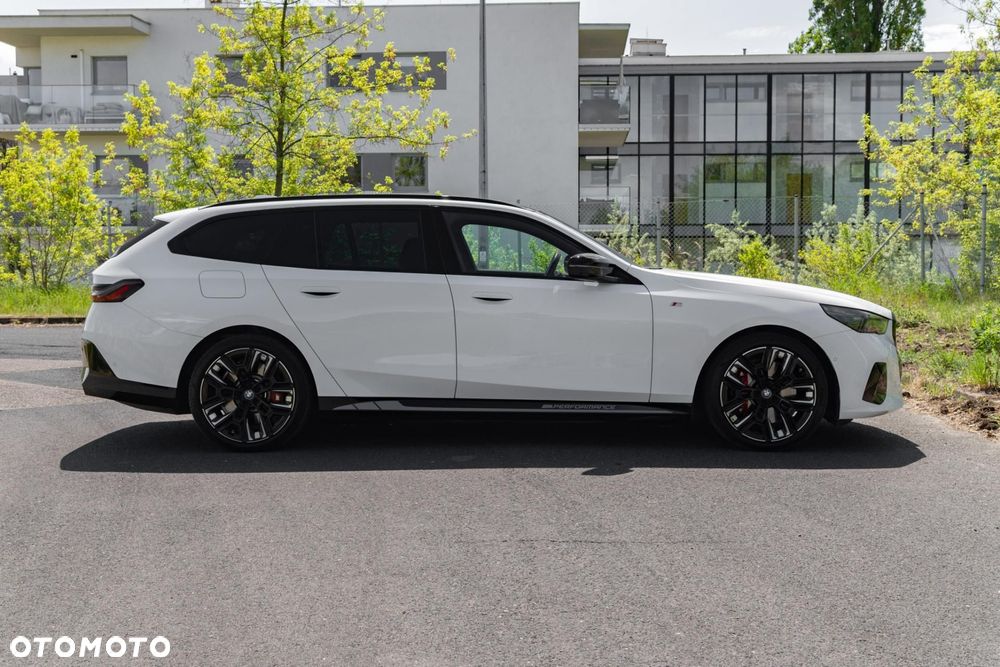 BMW i5 M60 - 9