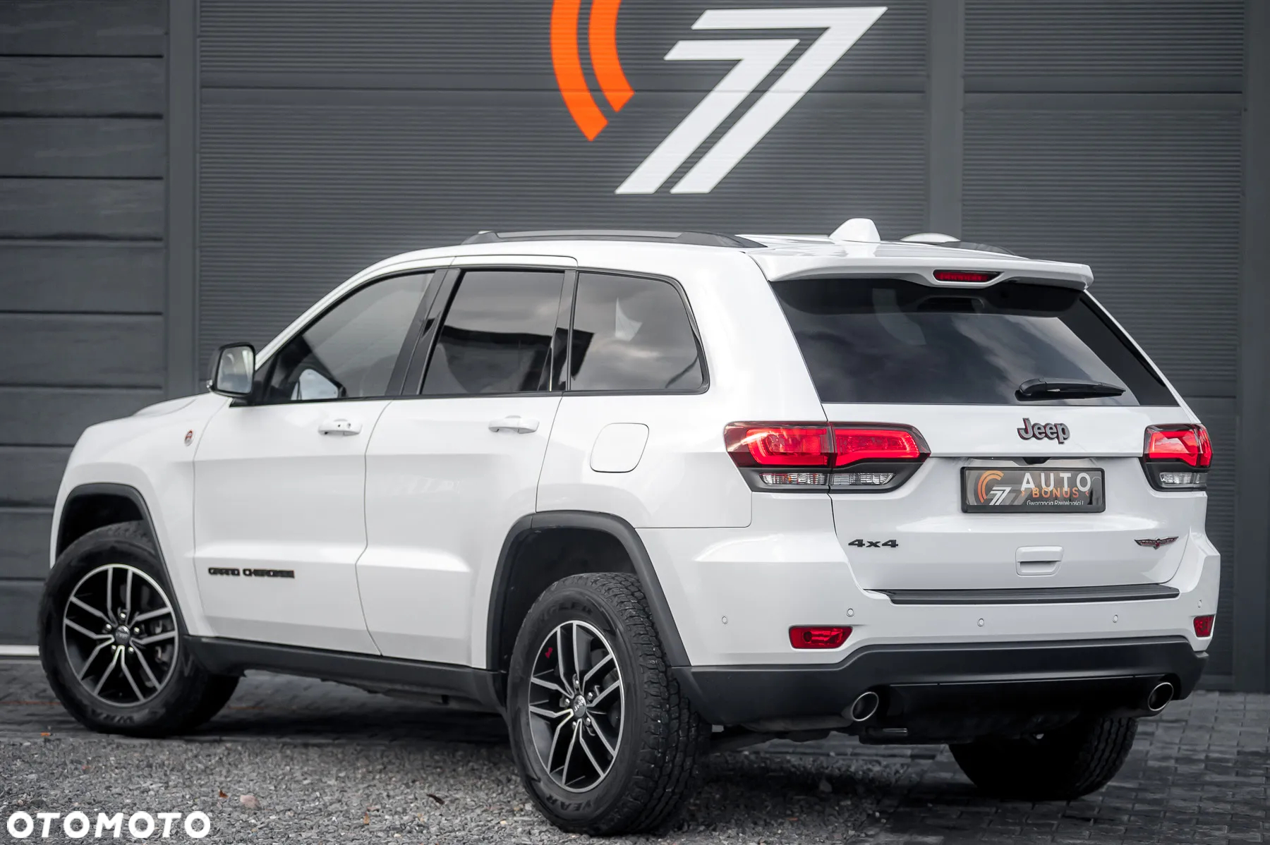 Jeep Grand Cherokee 3.0 CRD Trailhawk - 10