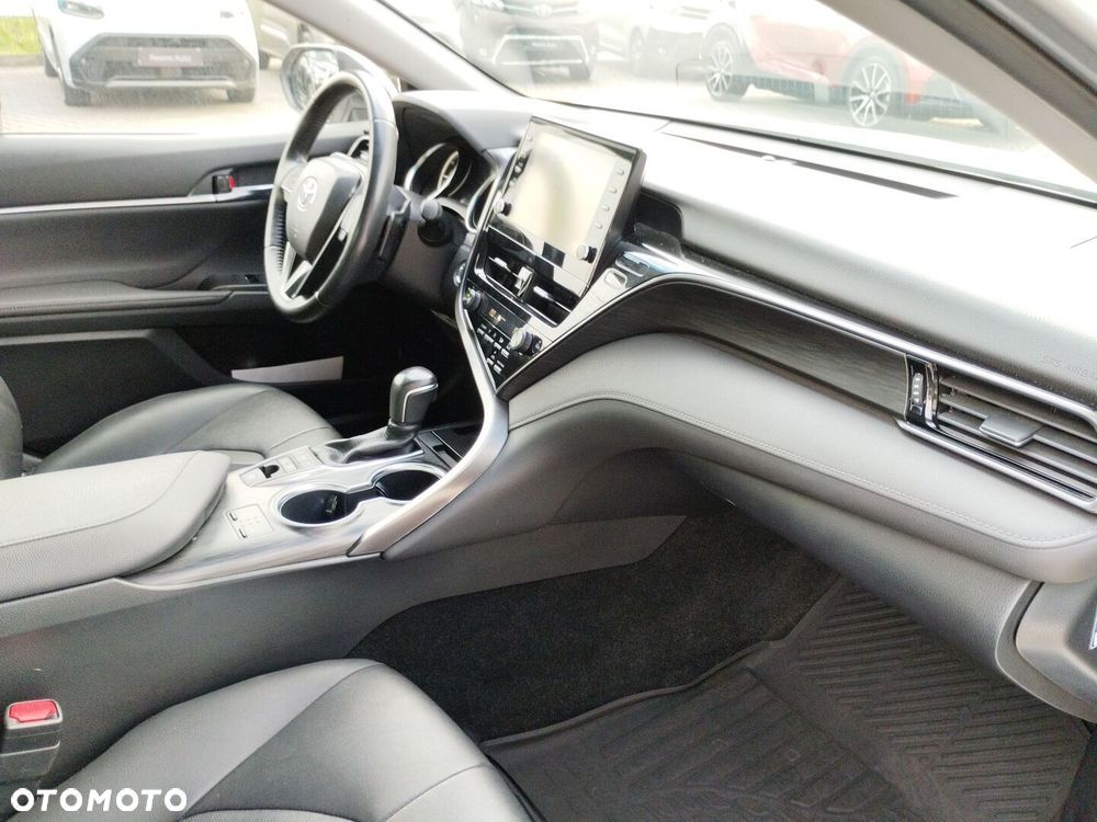 Toyota Camry 2.5 Hybrid Executive CVT - 10