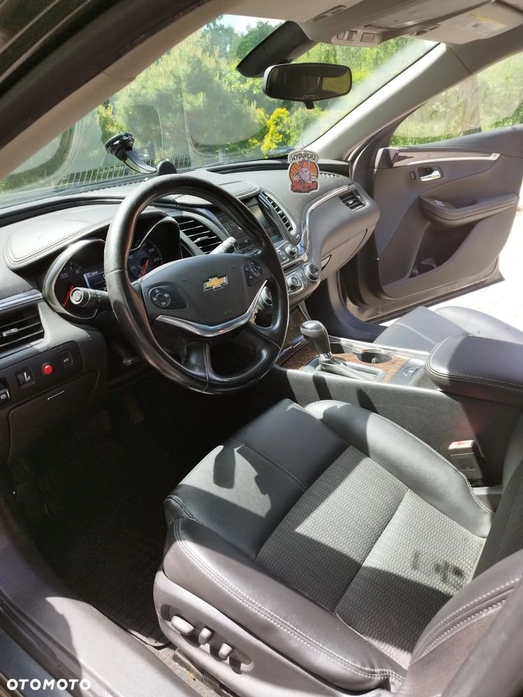 Chevrolet Impala - 6