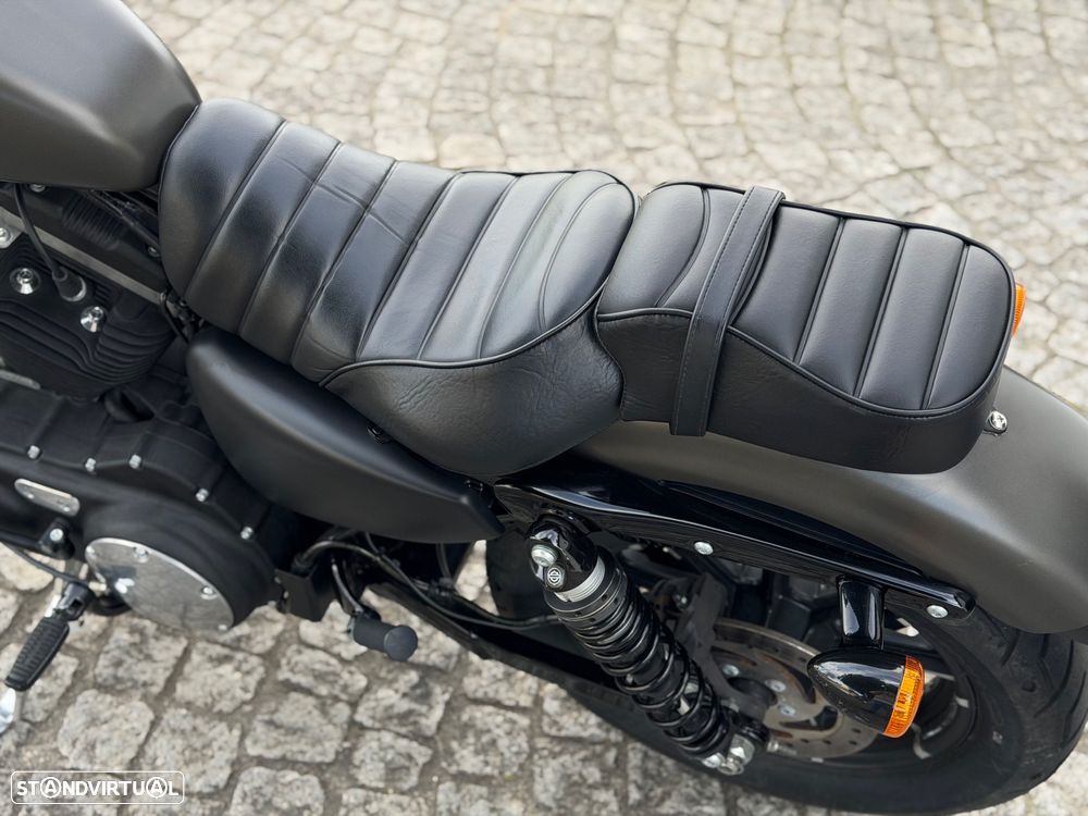 Harley-Davidson 883 Iron - 4