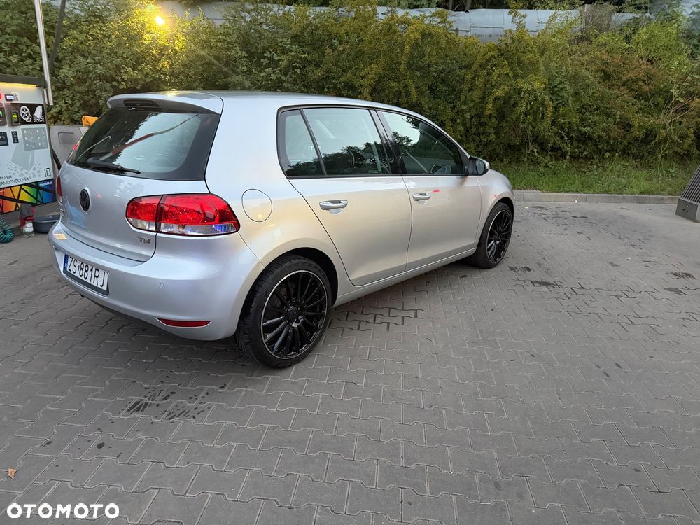 Volkswagen Golf 1.6 TDI Comfortline - 7