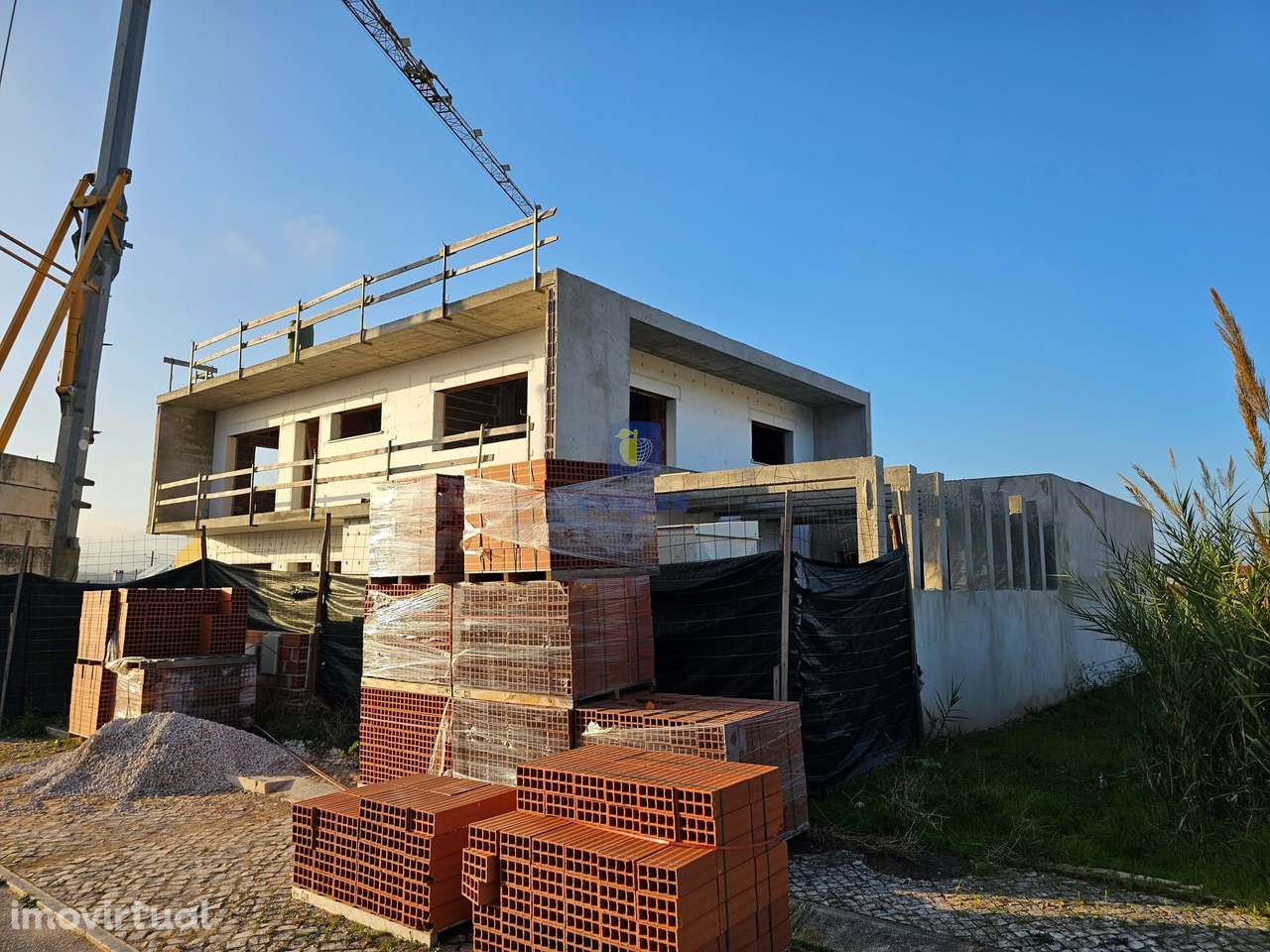 **Moradia T4 em construção com materiais de qualidade, áreas acima da - Grande imagem: 2/28