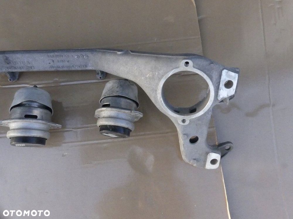 dw touareg 7p łapa poduszki silnika 7p6199131c 7l0199207a - 2