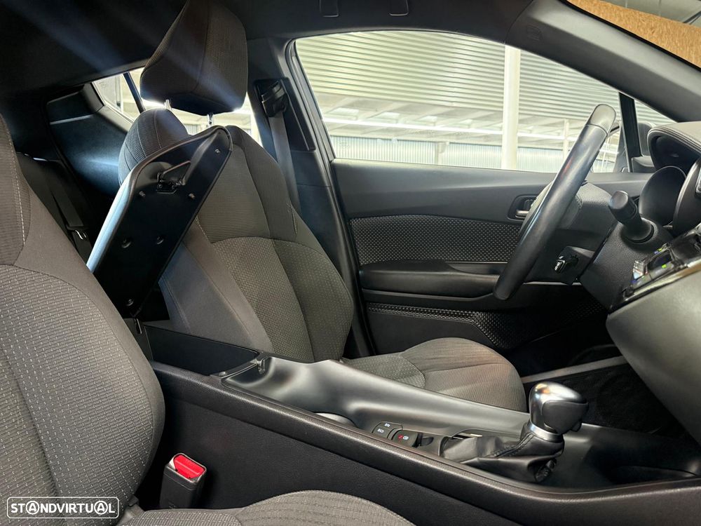 Toyota C-HR 1.8 HSD Comfort - 17
