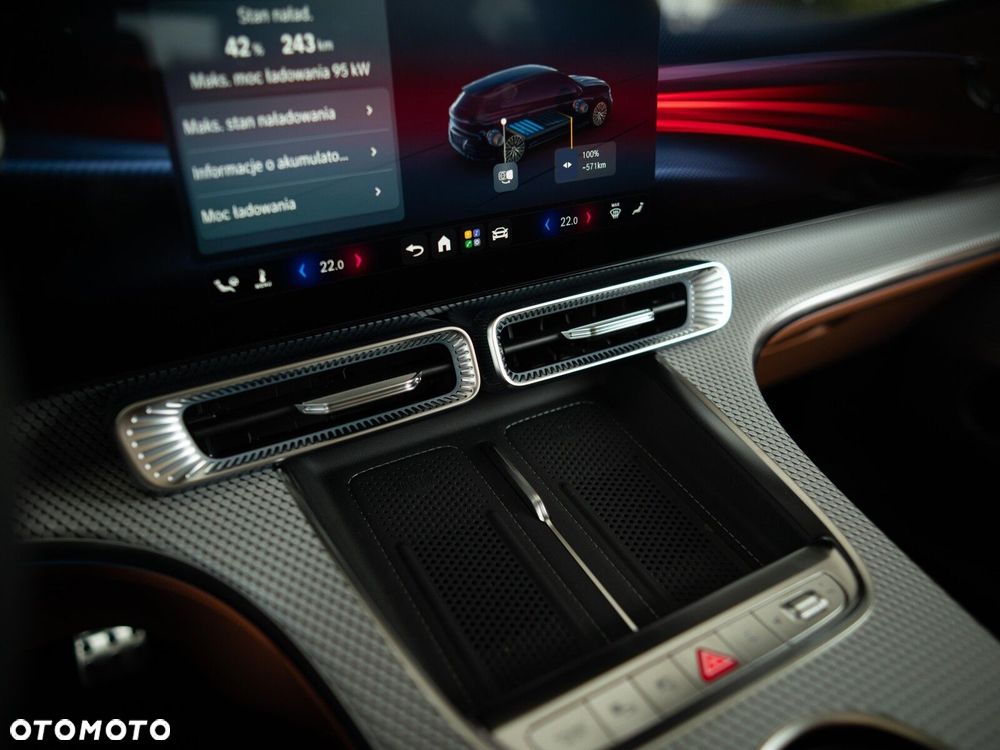 Mercedes-Benz GLC - 29