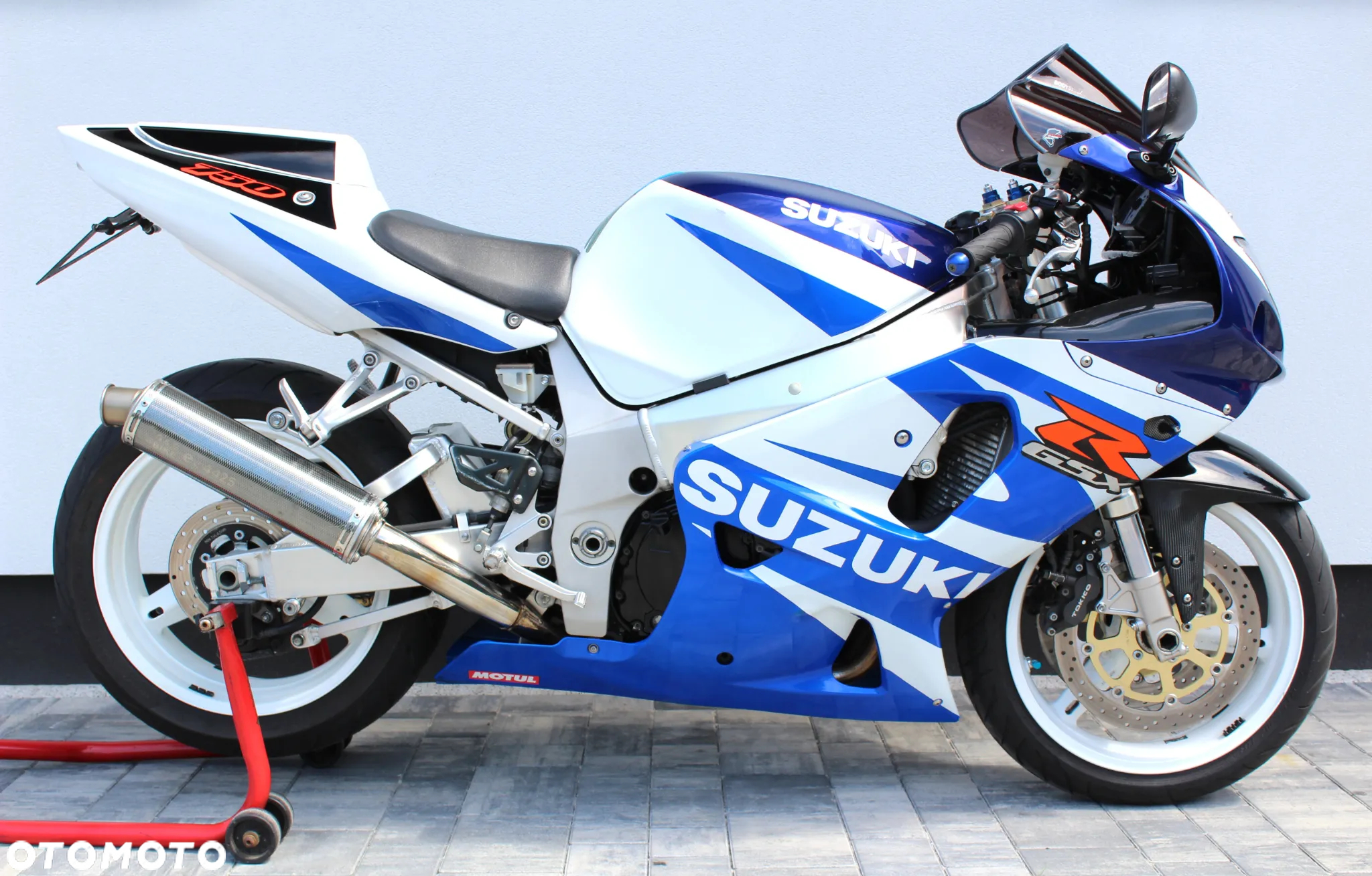 Suzuki GSX-R - 4