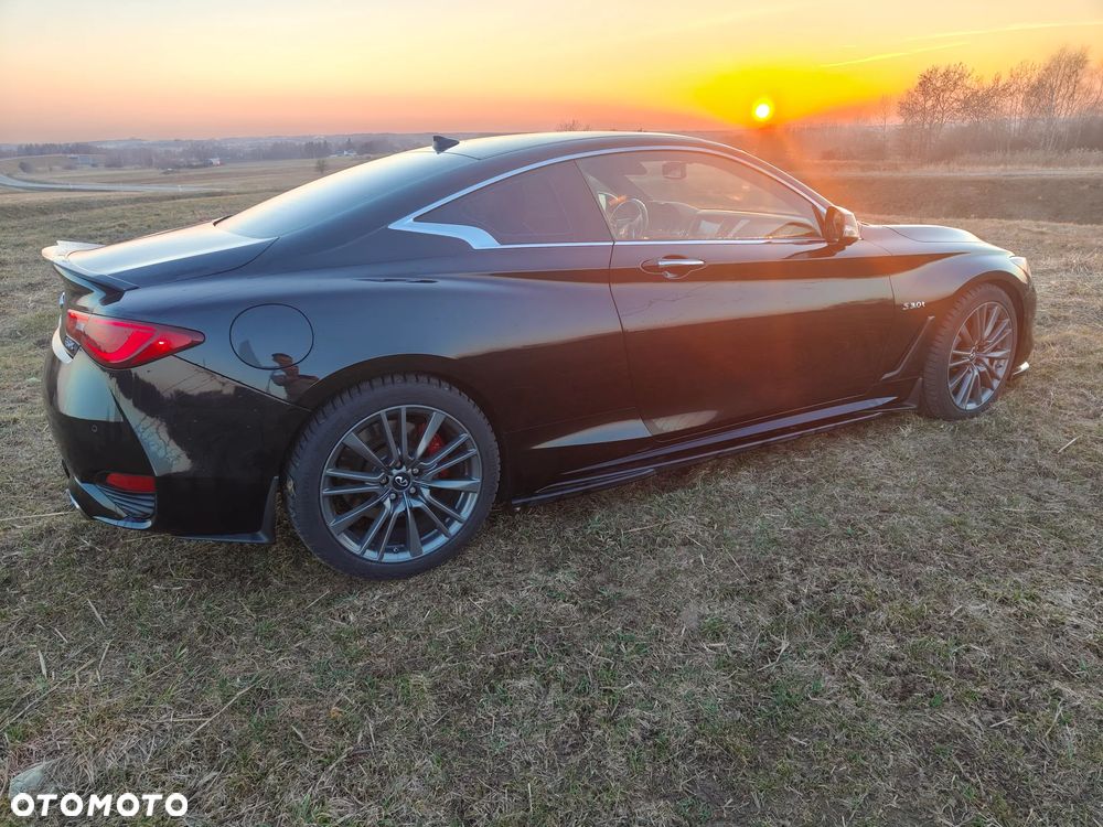 Infiniti Q60 Q60S 3.0t AWD Sport Tech - 9