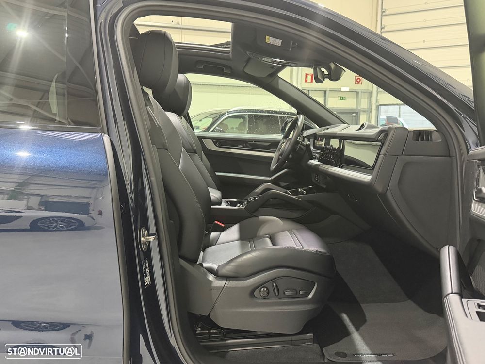 Porsche Cayenne E-Hybrid - 45