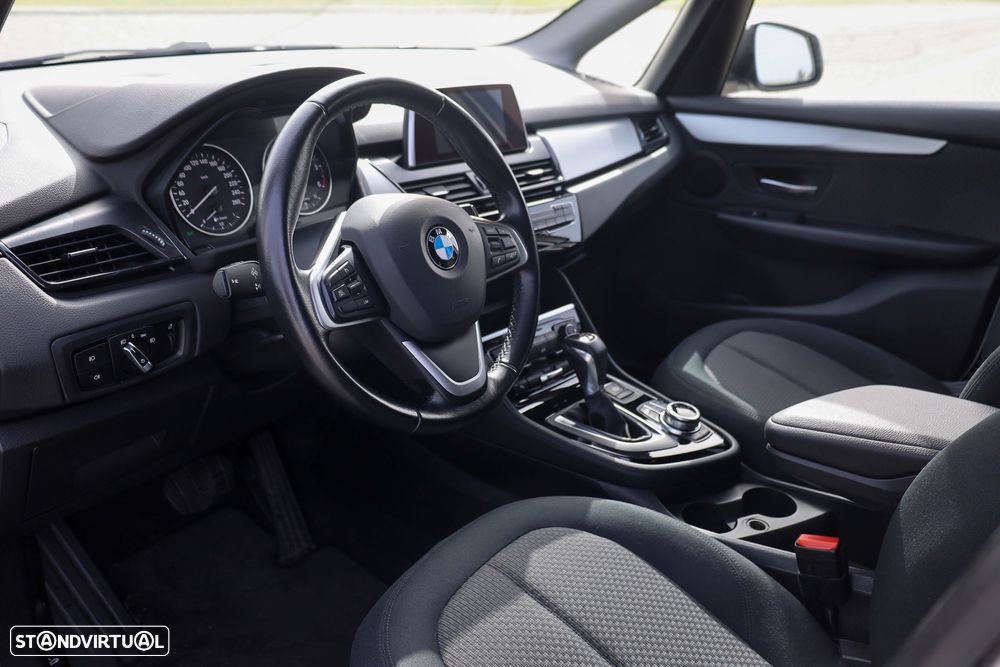 BMW 216 Active Tourer d Line Sport Auto - 12