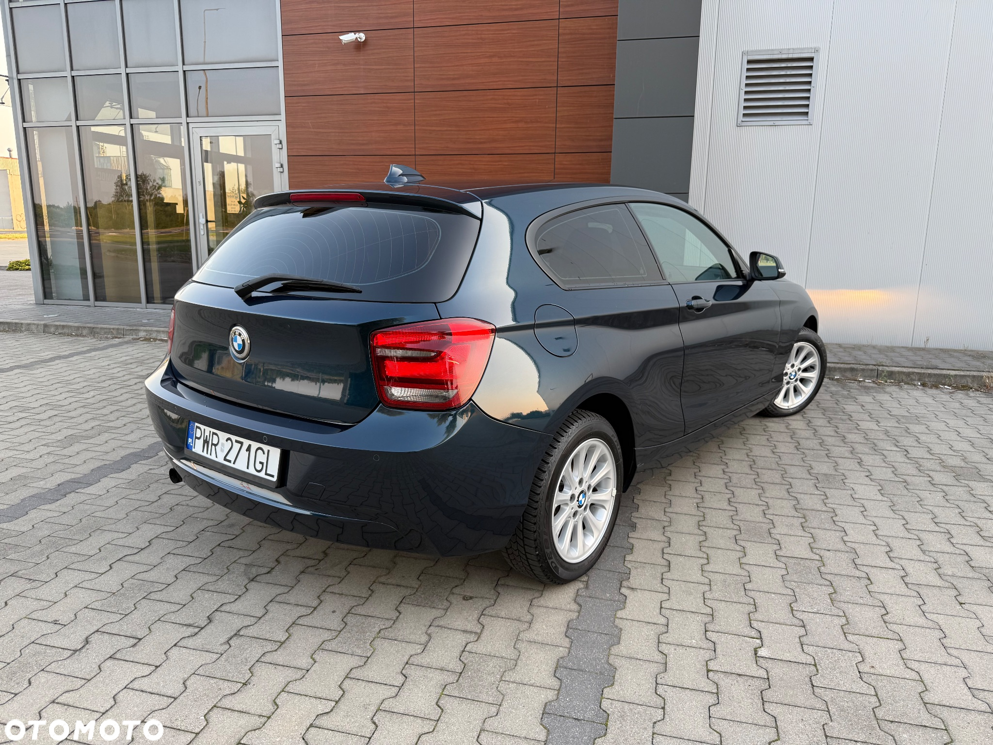 BMW Seria 1 114i - 9
