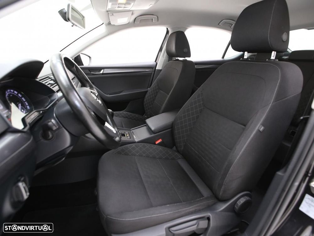 Skoda Superb 1.6 TDI Active - 8