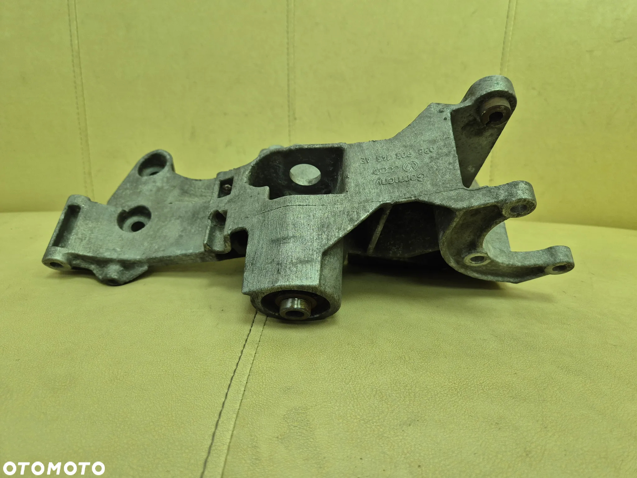 ŁAPA WSPORNIK MOCOWANIE ALTERNATORA VW PASSAT B5 FL/ AUDI A4 B6/ A6 C5/ SKODA SUPERB 1.9 TDI 038903143AE - 4