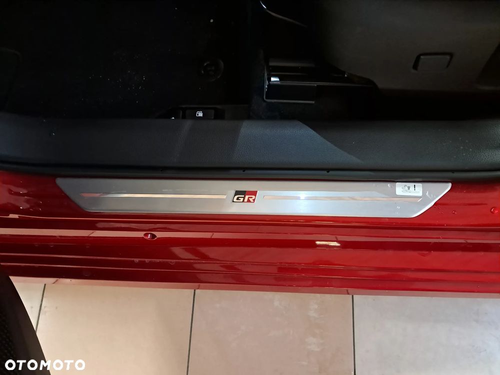 Toyota Corolla 1.8 Hybrid GR Sport - 14