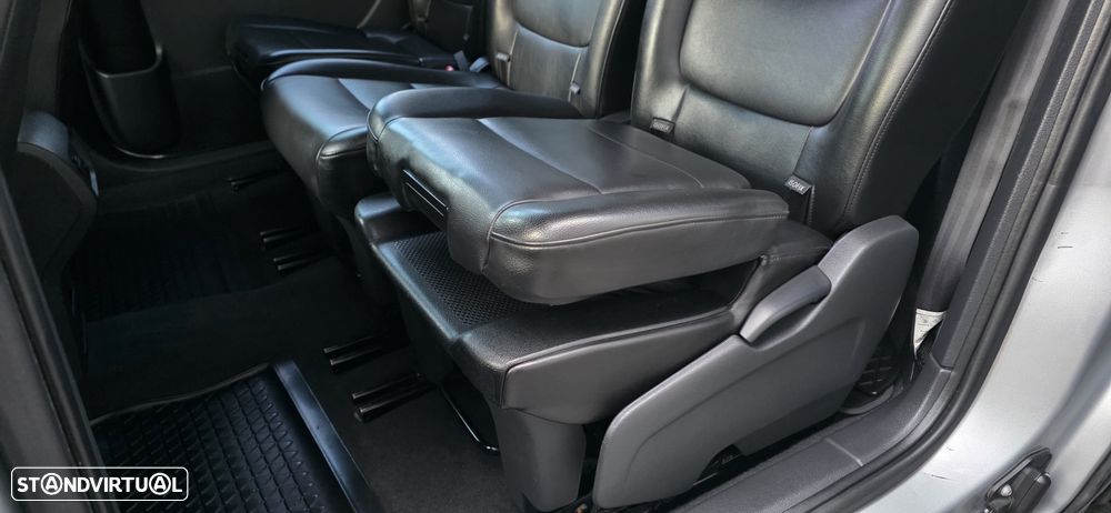 VW Sharan - 13