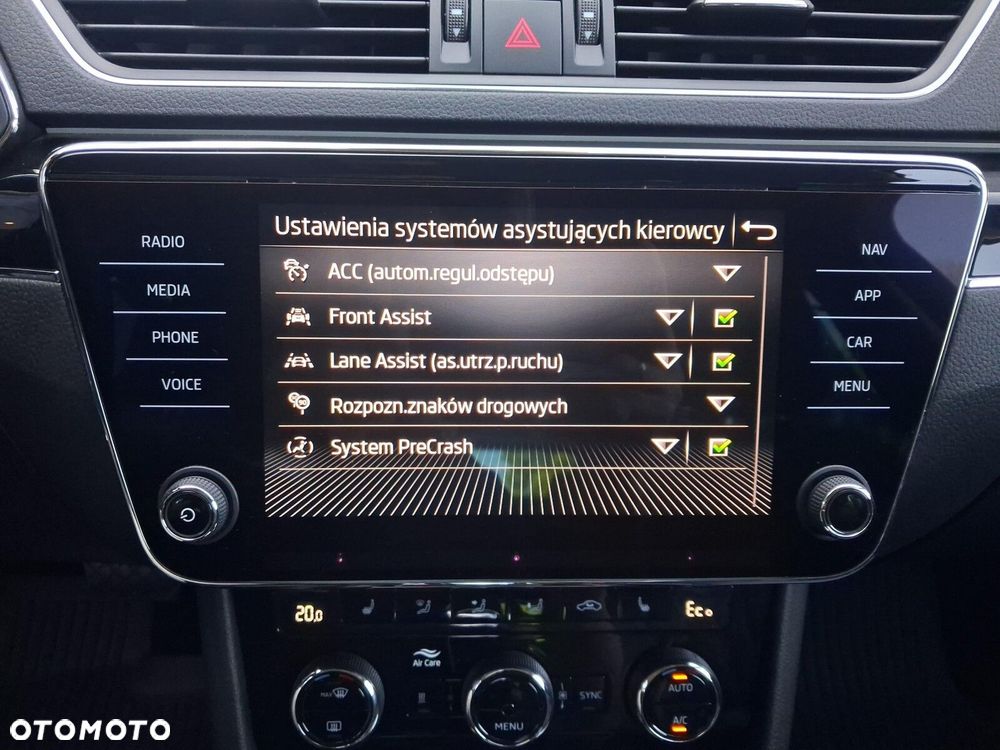 Skoda Superb 1.4 TSI Plug-In Hybrid L&K DSG - 25