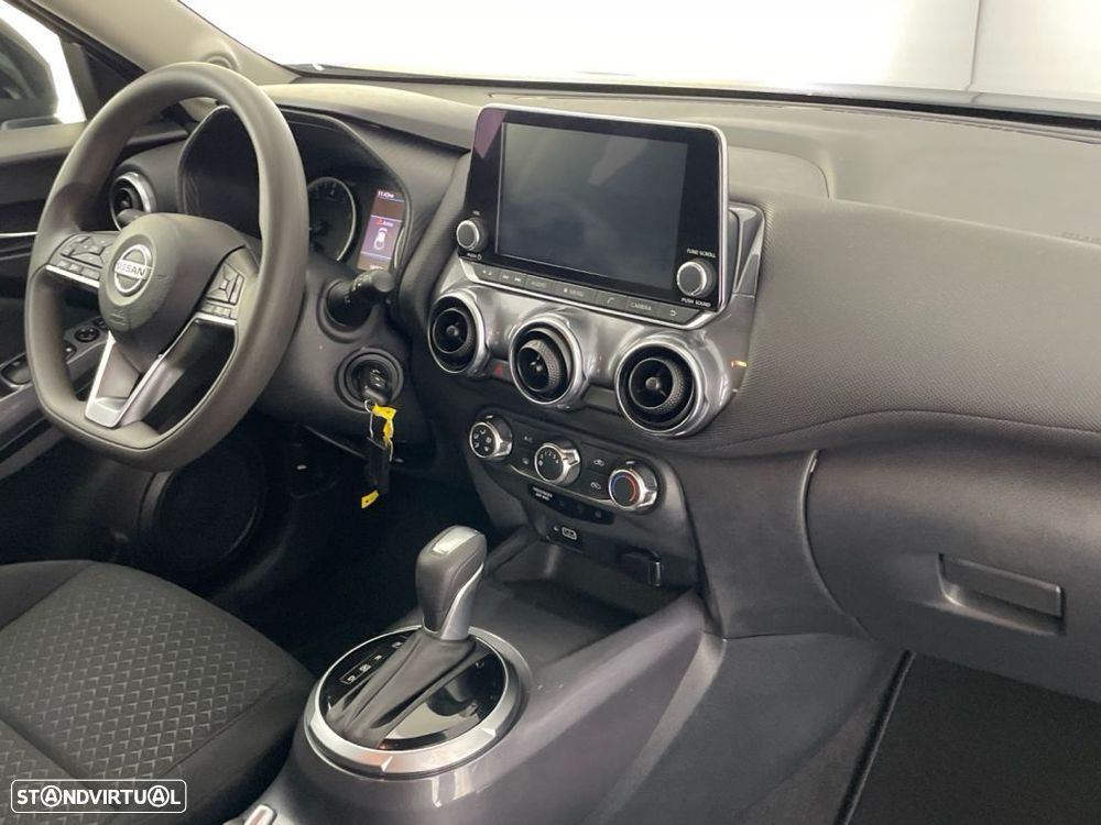 Nissan Juke 1.0 DIG-T N-Connecta DCT - 22
