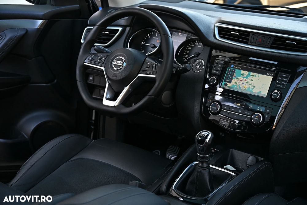 Nissan Qashqai 1.7 dCi TEKNA+ - 28