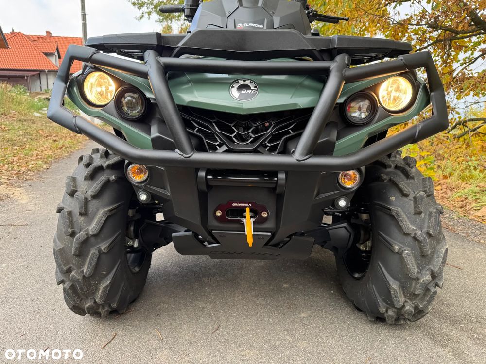 Can-Am Outlander Max - 8