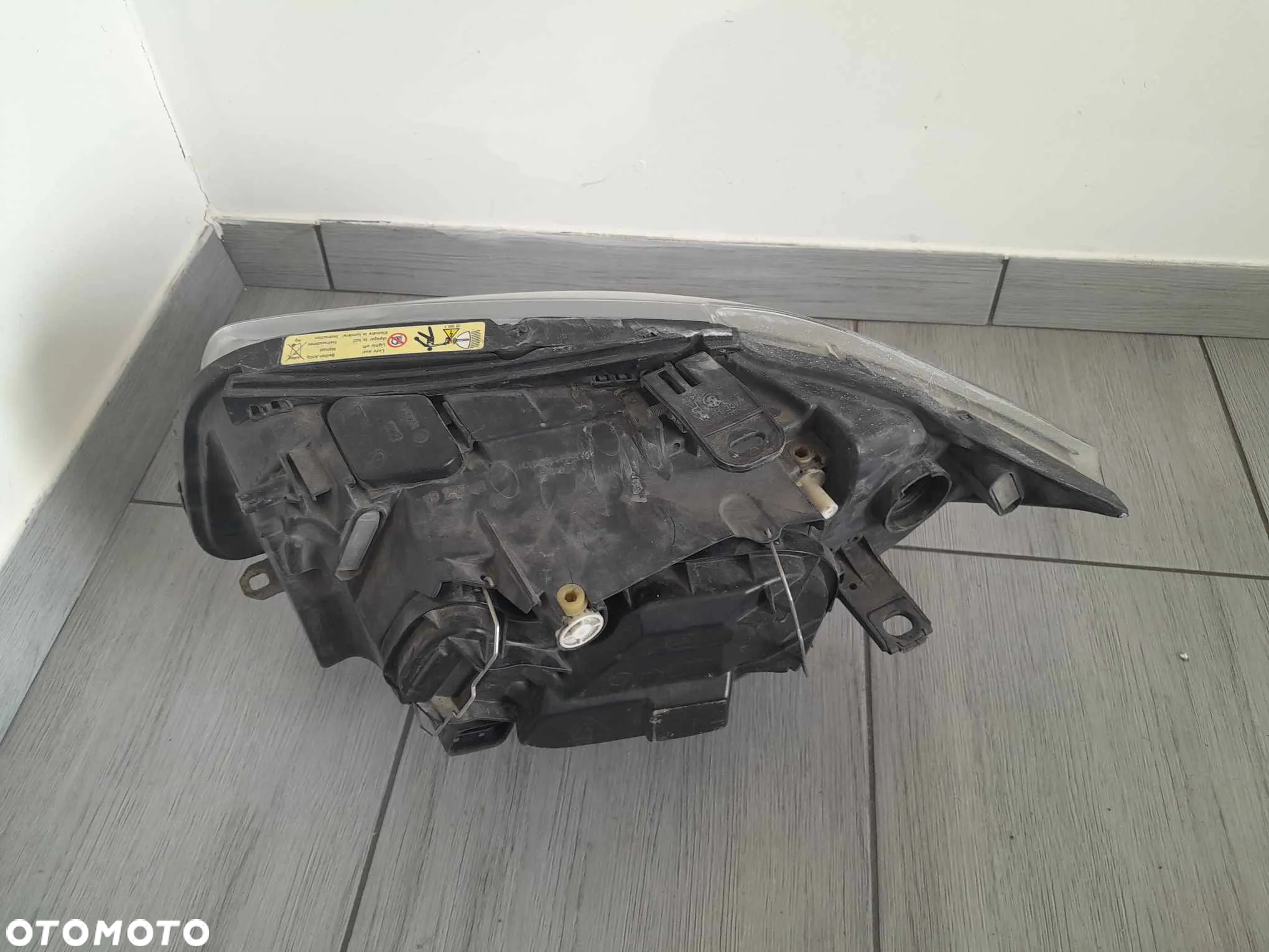 LAMPA PRAWA PRZEDNIA PRZÓD BMW E87 E81 E88 07- LCI LIFT XENON SKRĘTNY 7181282 - 6
