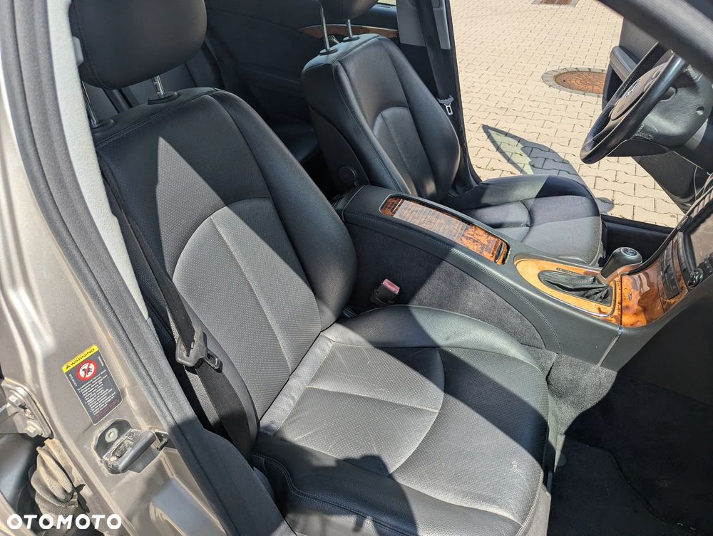 Mercedes-Benz Klasa E 350 4-Matic Avantgarde - 11