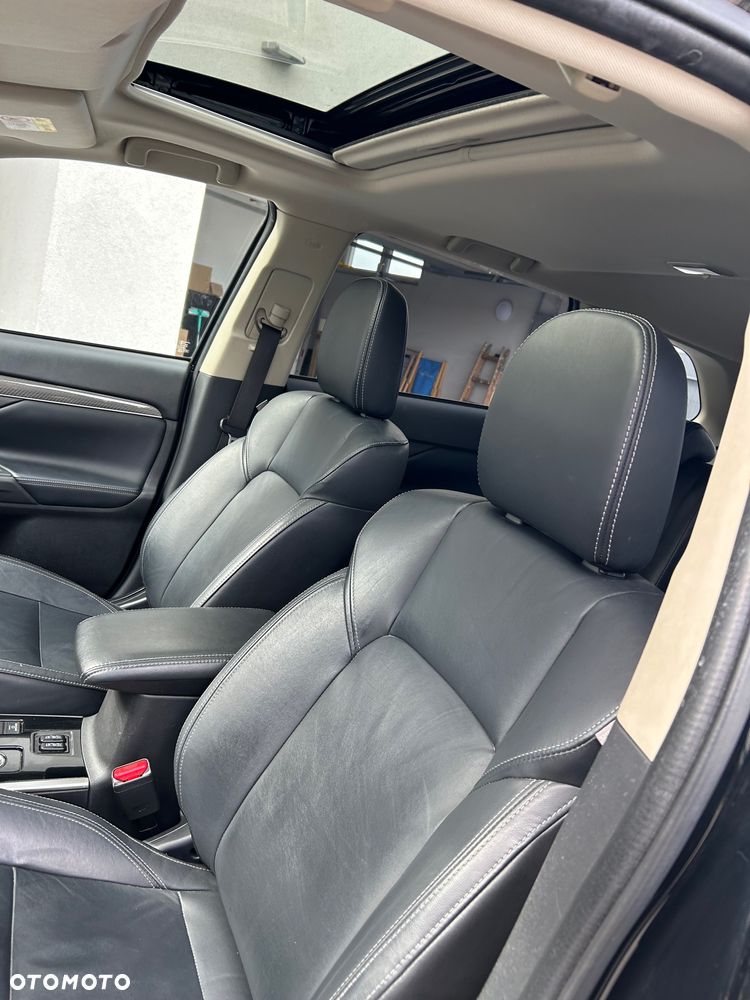 Mitsubishi Outlander 2.0 Intense + 4WD CVT - 7