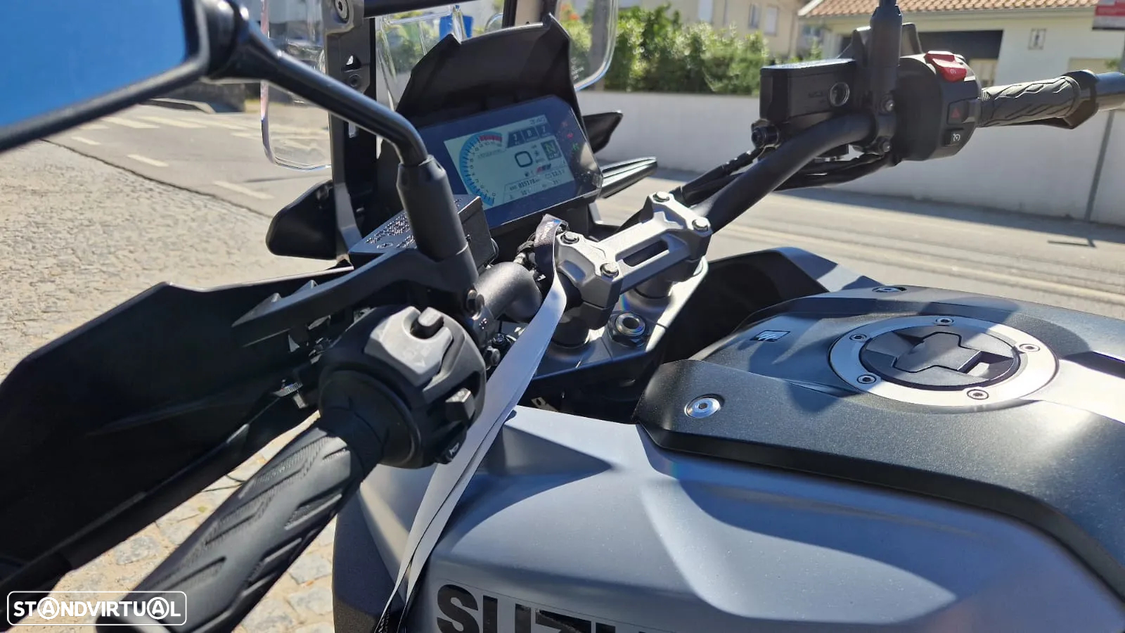 Suzuki DL - 9