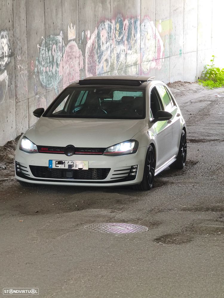 VW Golf 2.0 TSi GTi DSG Performance - 2