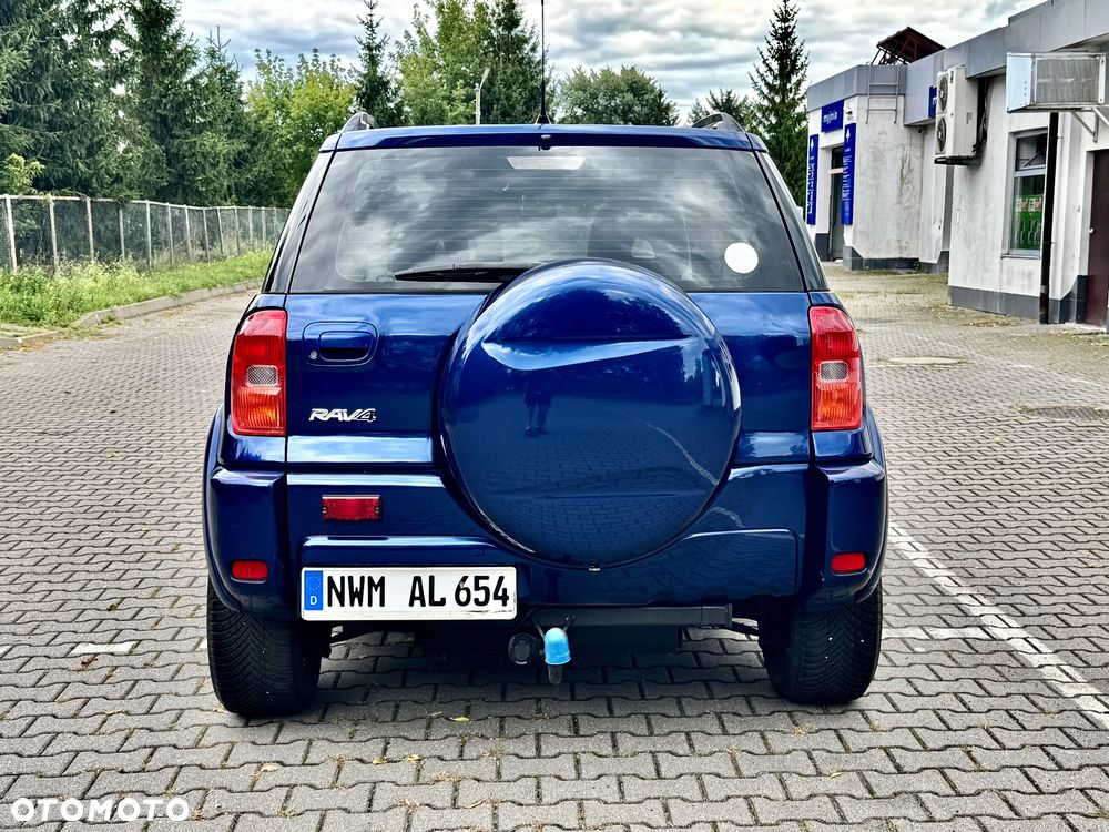 Toyota RAV4 4x4 Edition - 12