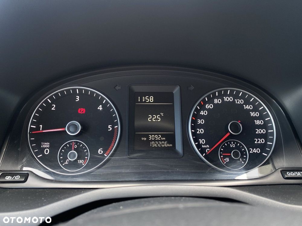 Volkswagen Caddy Furgon - 14
