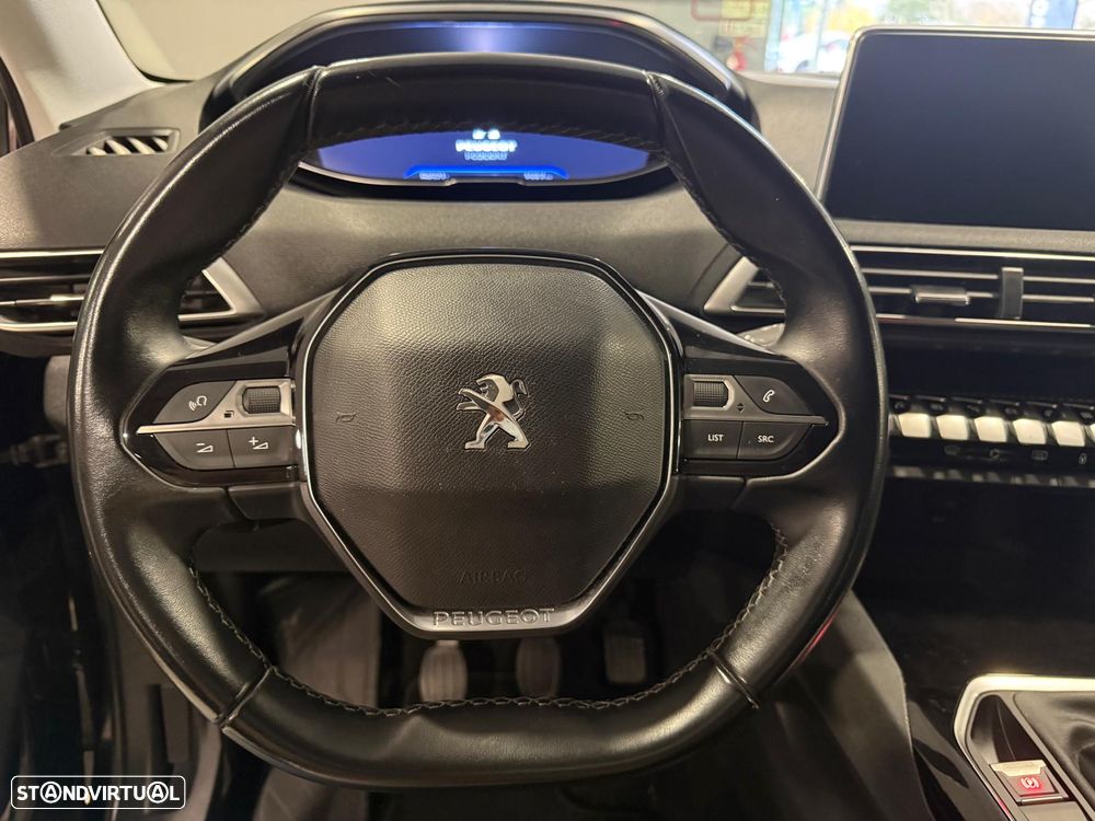 Peugeot 3008 PureTech 130 Stop & Start GPF Active - 6