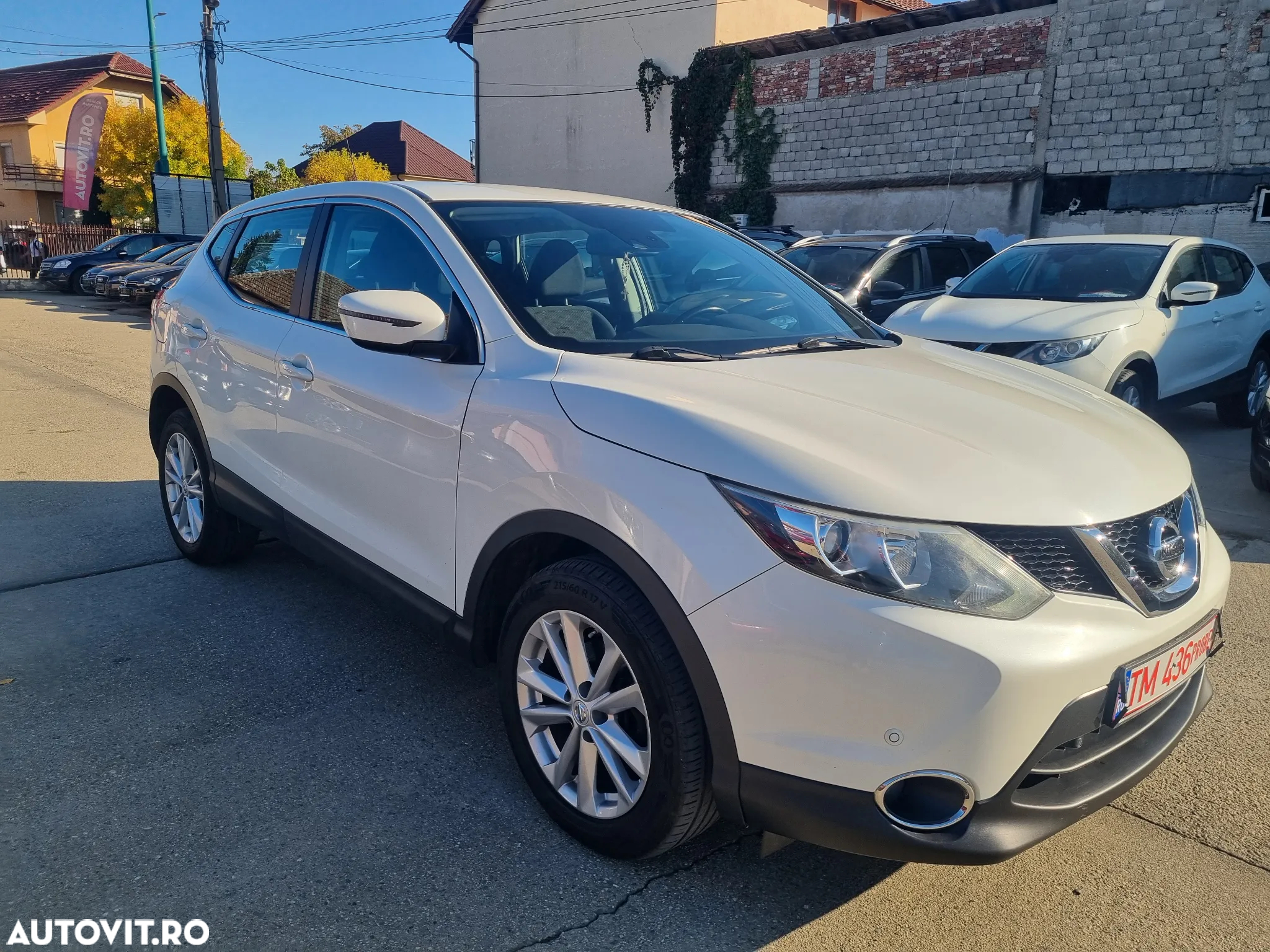 Nissan Qashqai 1.6 DCI Xtronic TEKNA - 16