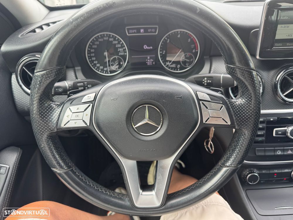 Mercedes-Benz A 180 Limousine - 13