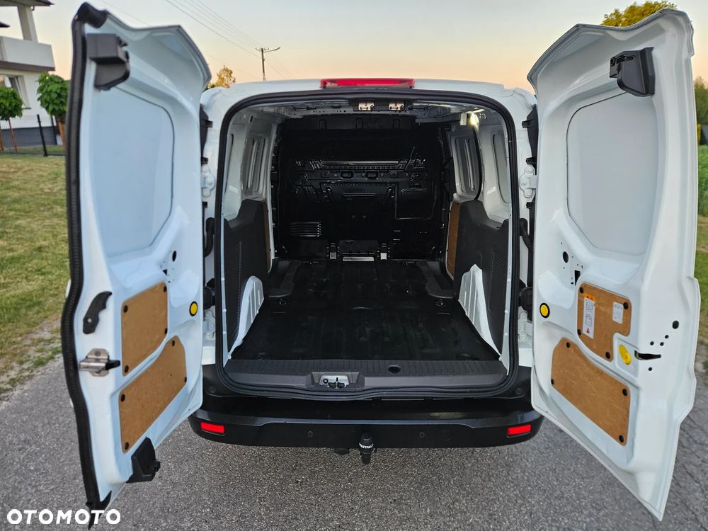 Ford CONNECT - 18