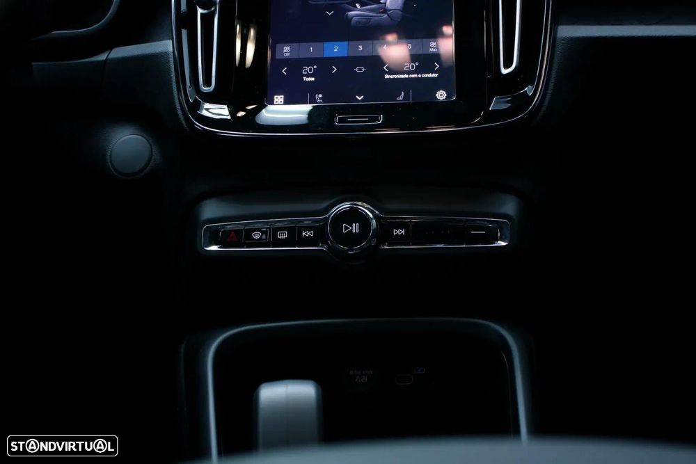 Volvo XC 40 Recharge 69 kWh Single Motor Core - 33