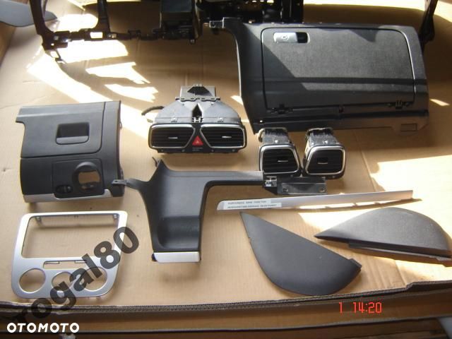 VW SCIROCCO KRATKI NAWIEWU SCHOWEK - 1