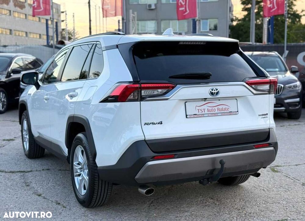 Toyota RAV4 - 7