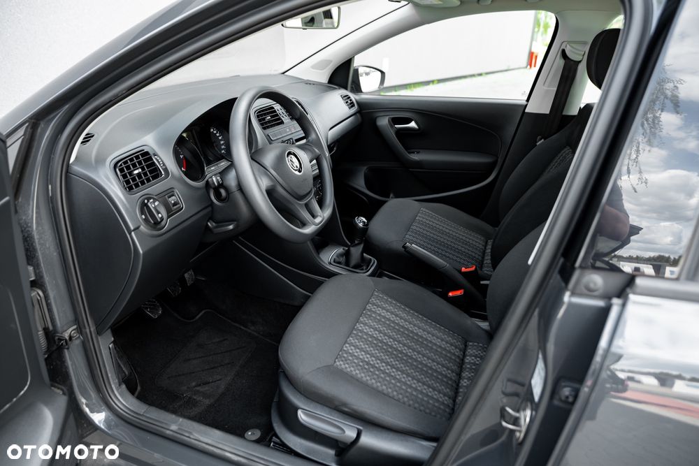 Volkswagen Polo 1.4 TDI Blue Motion - 16