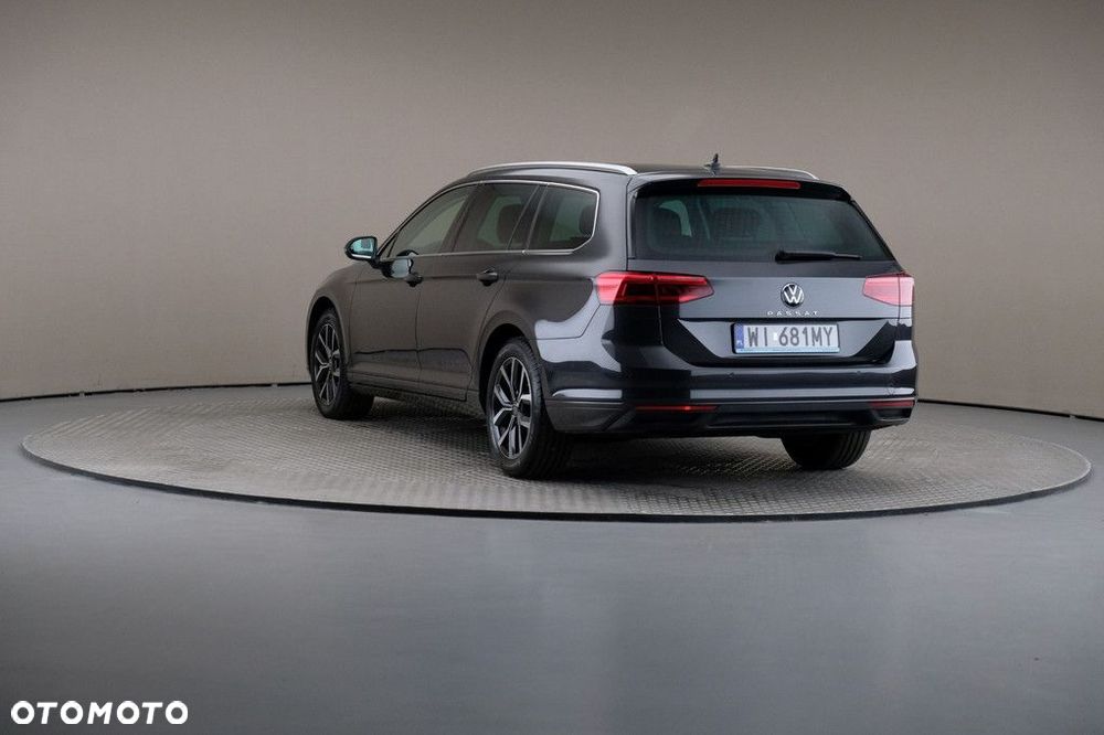 Volkswagen Passat Variant 2.0 TDI SCR Business DSG - 2