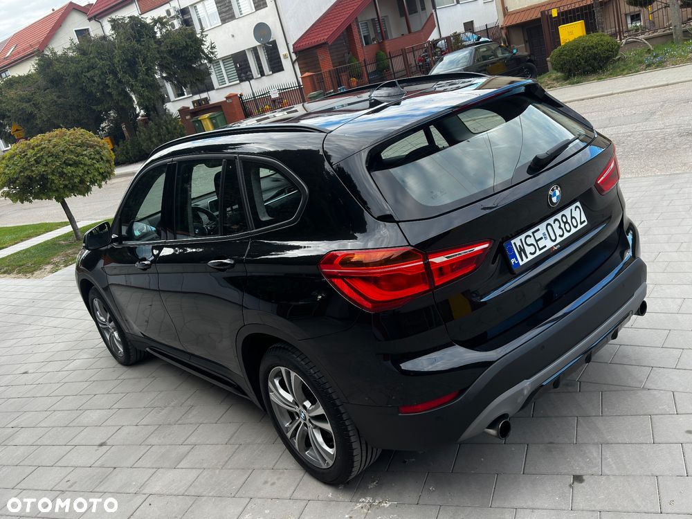 BMW X1 xDrive20i Sport Line - 8