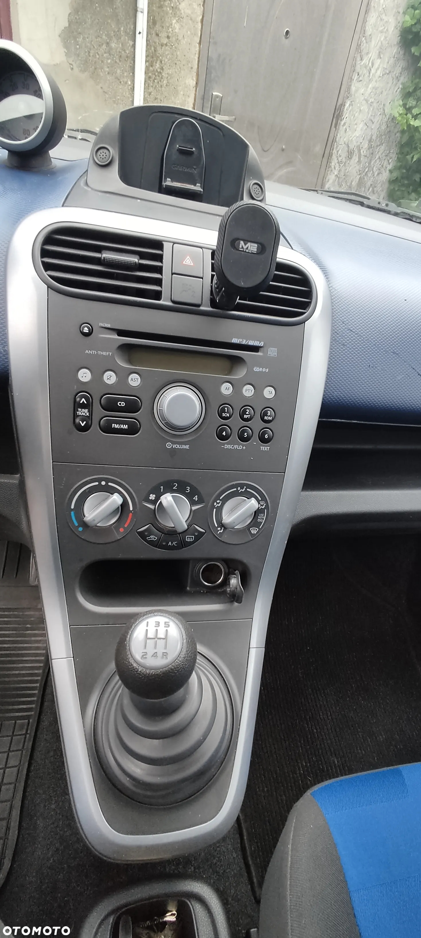 Opel Agila 1.0 - 3