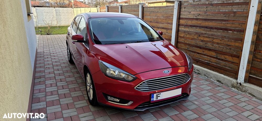 Ford Focus 2.0 TDCI Powershift Titanium - 1