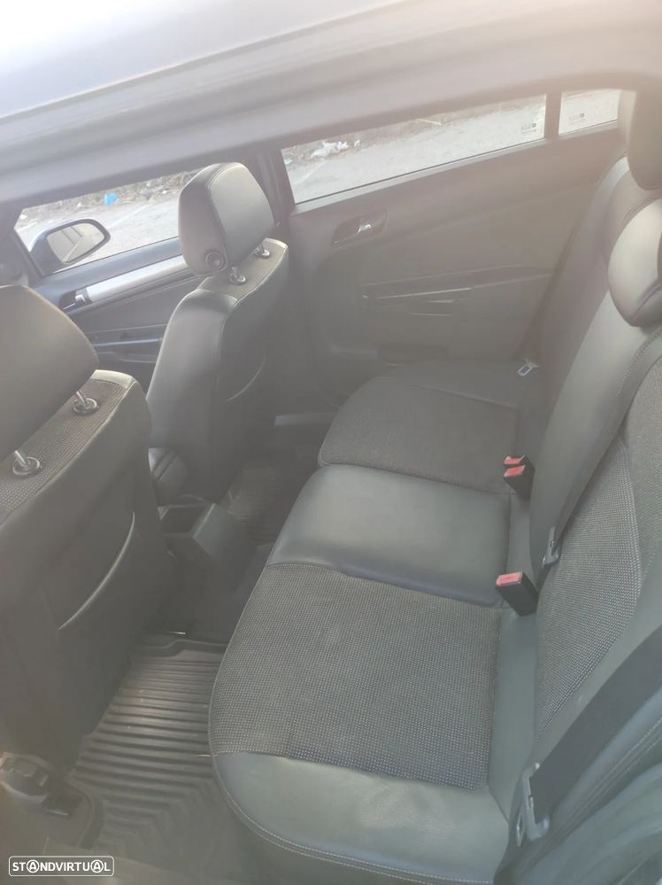Opel Astra Caravan 1.7 CDTi Cosmo - 15