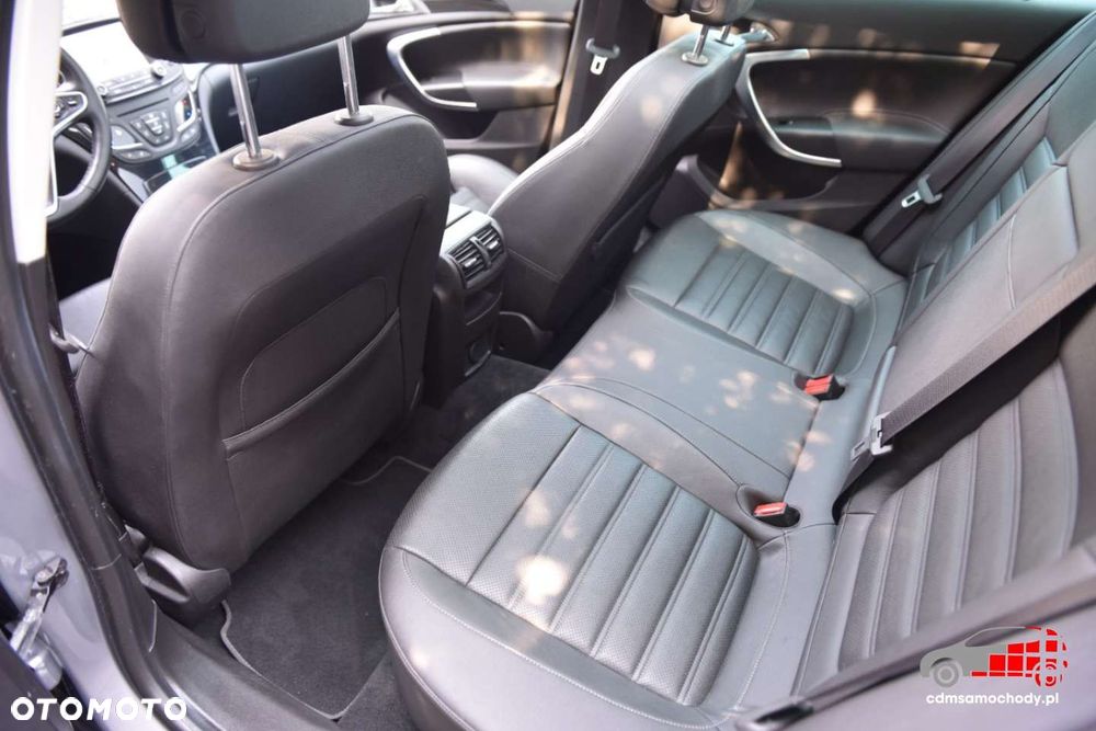Opel Insignia 1.6 T Executive S&S - 16