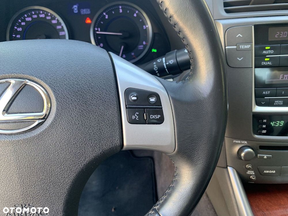 Lexus IS 220 D Elegance - 17