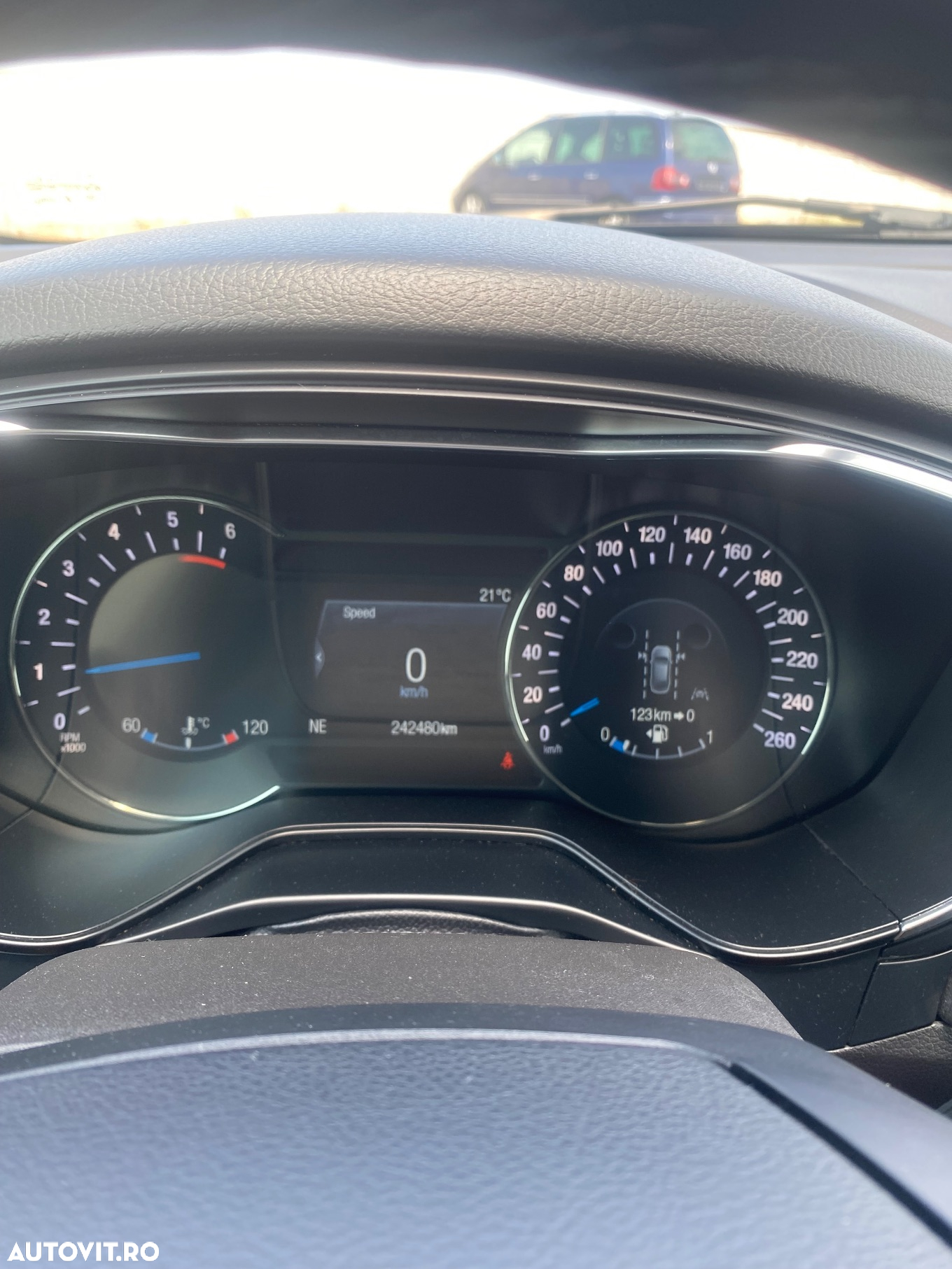 Ford Mondeo 2.0 EcoBlue Titanium - 4